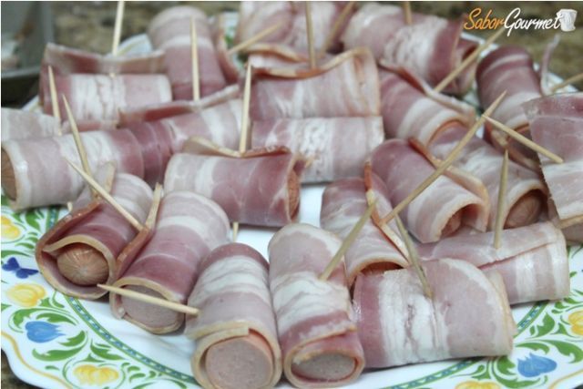 salchichas bacon
