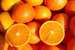 La fruta con 20 veces más vitamina C que la naranja es española y puedes comprarla aquí