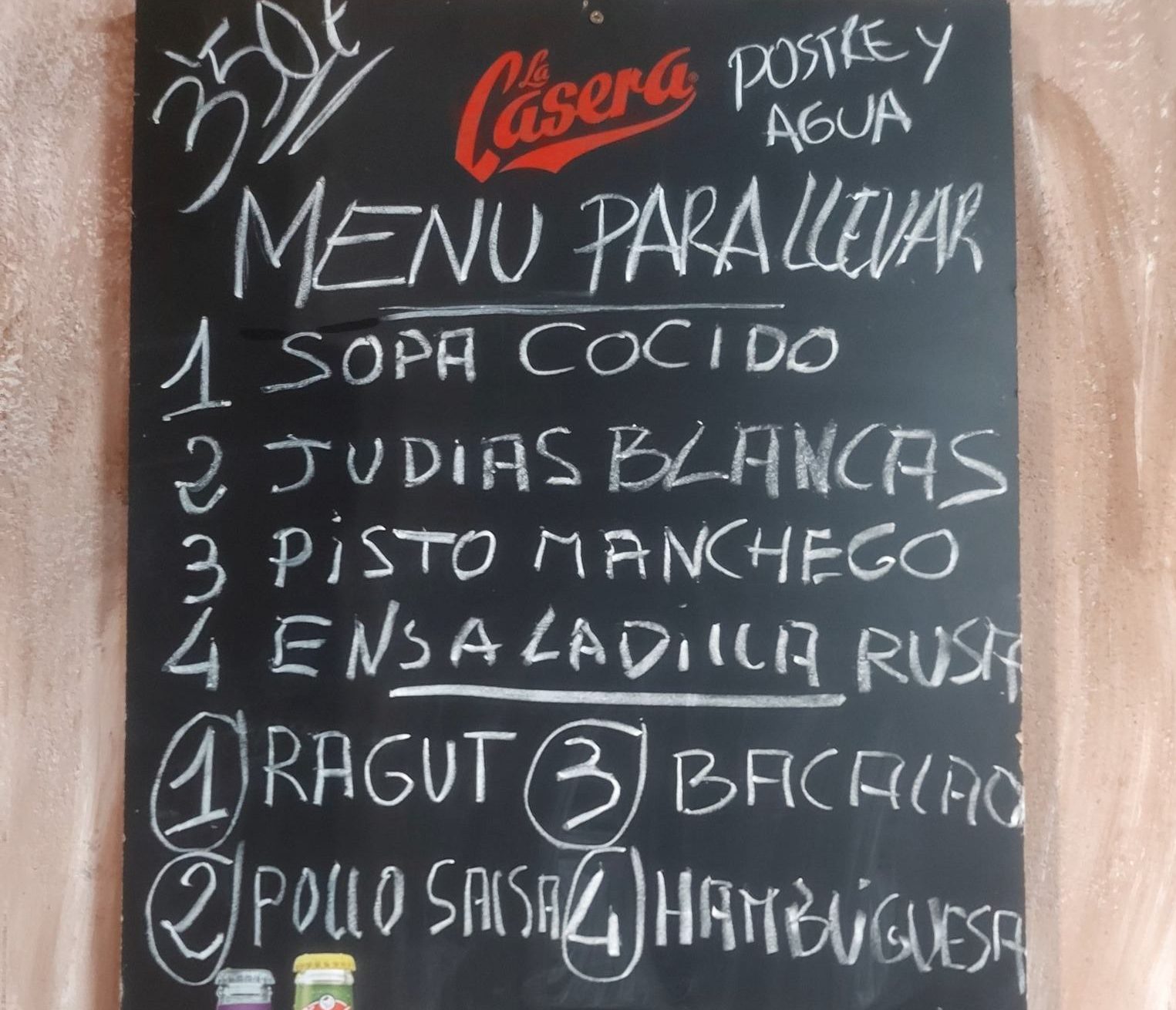 Menú completo por sólo 3,5 euros: Los sitios de España con el menú del día más barato - Portada
