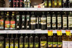 Un botella de 5 litros de aceite de oliva virgen extra por 40 €: utliza este cupón