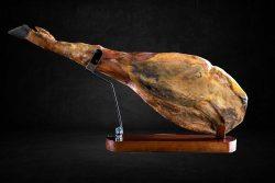 Un jamón ibérico de 9 Kg 50% raza ibérica por solo 130 € en este súper