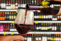 El mejor vino tinto de España es un Ribera del Duero y puedes comprarlo por 12 €