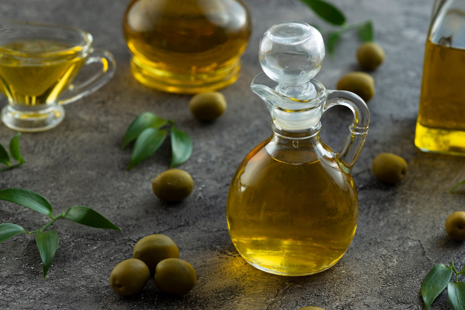 Ahorro de un 45%: el súper más barato para comprar estas marcas de aceite de oliva - Comparación