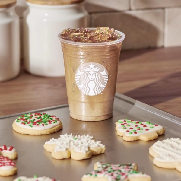 Bebidas veganas de starbucks guia 2023 Iced Sugar Cookie Almondmilk Latte 