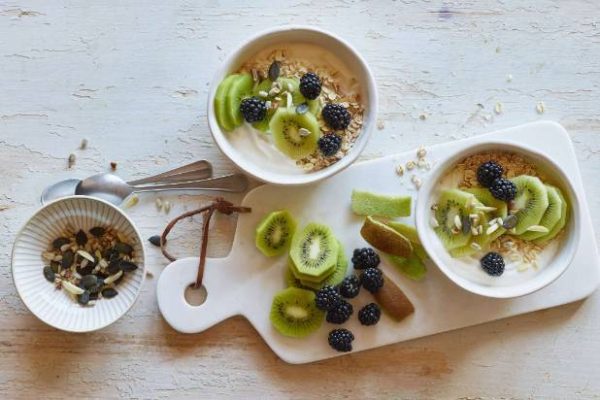 Desayunos saludables y ricos sin azucar anadido bol kiwi 