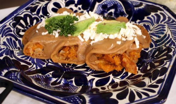 enfrijolada-de-tortilla-mexicana-receta