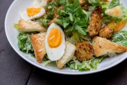 Ensalada cesar vegetariana tofu  
