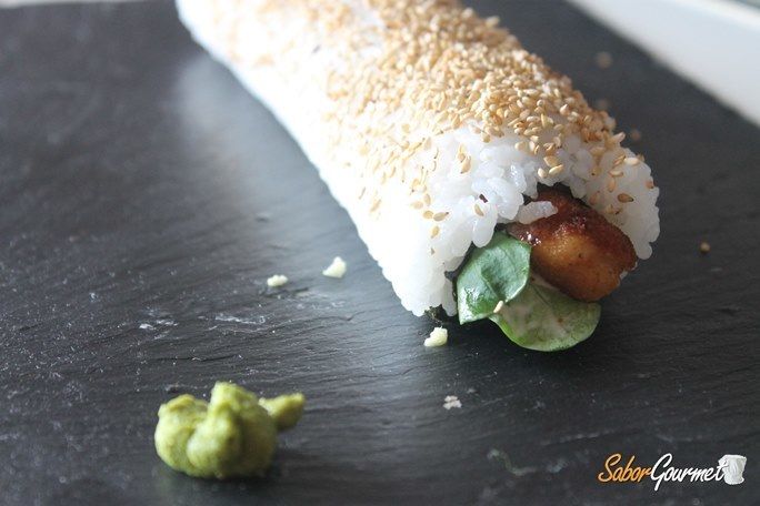 Sushi de pollo estilo César 